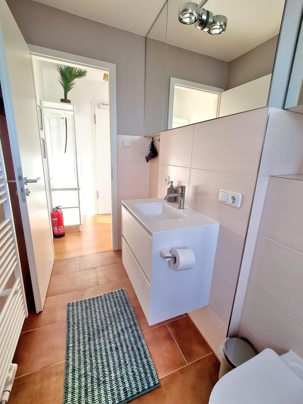 Urban Living - Top Floor Apartment Hamburgo Exterior foto